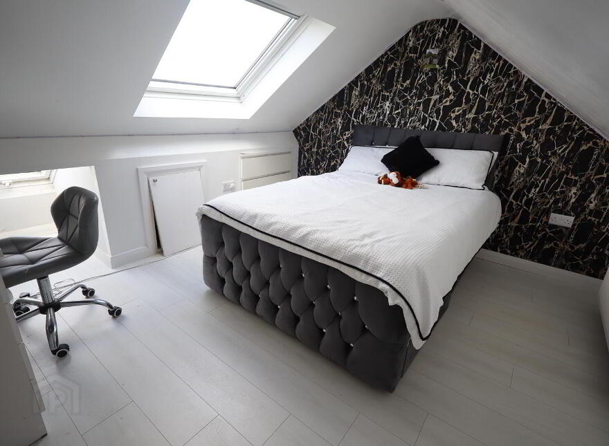 646 Oldpark Road, Belfast, BT14 6QL