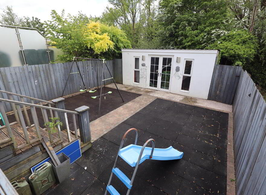646 Oldpark Road, Belfast, BT14 6QL
