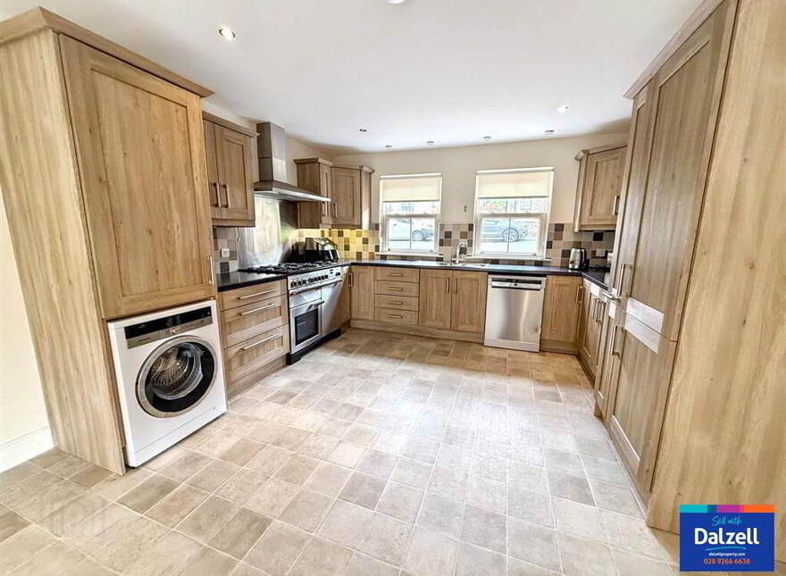 108 Ballantine Gardens, Lisburn, BT27 5FJ