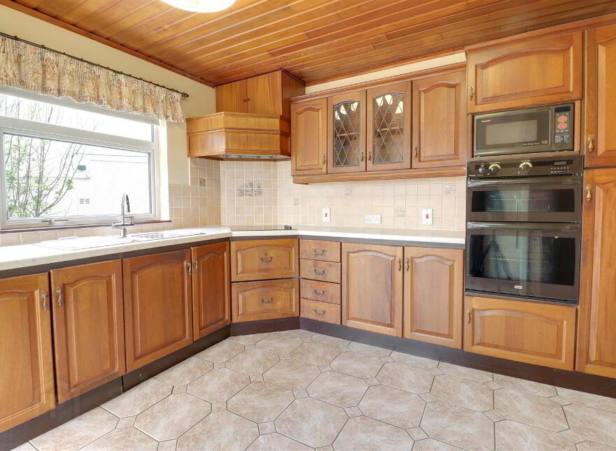 3 Rose Park, Newtownards, BT23 8HQ