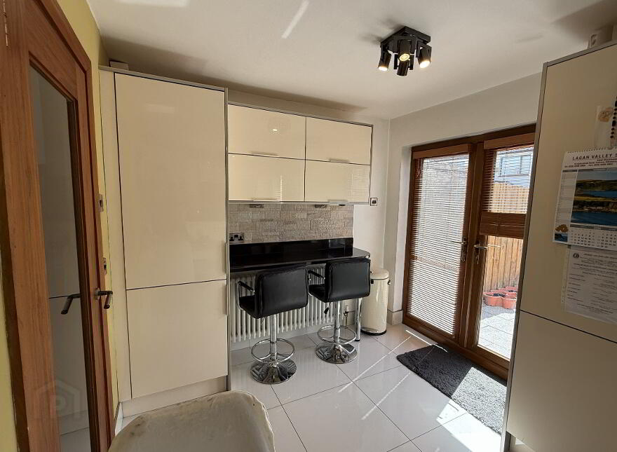5 Curtis Walk, Lisburn, BT28 1HE