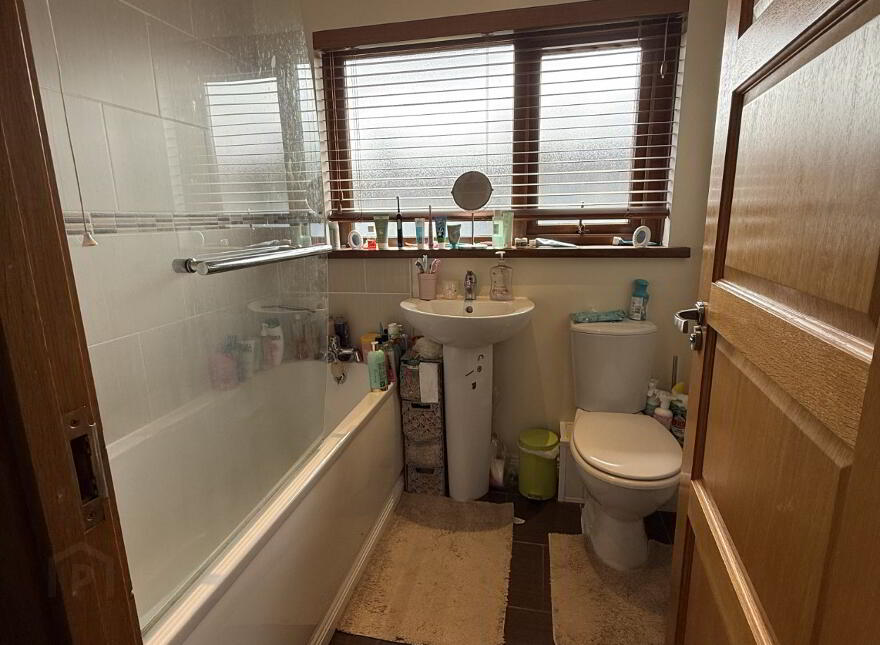 5 Curtis Walk, Lisburn, BT28 1HE