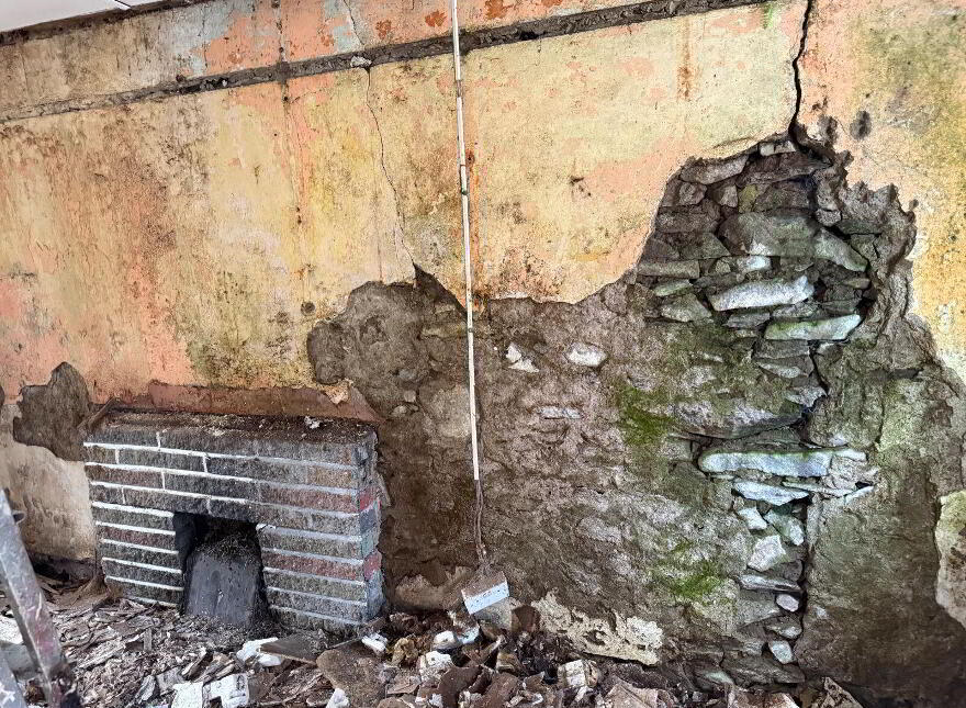 The Colony, Dingle, V92H763