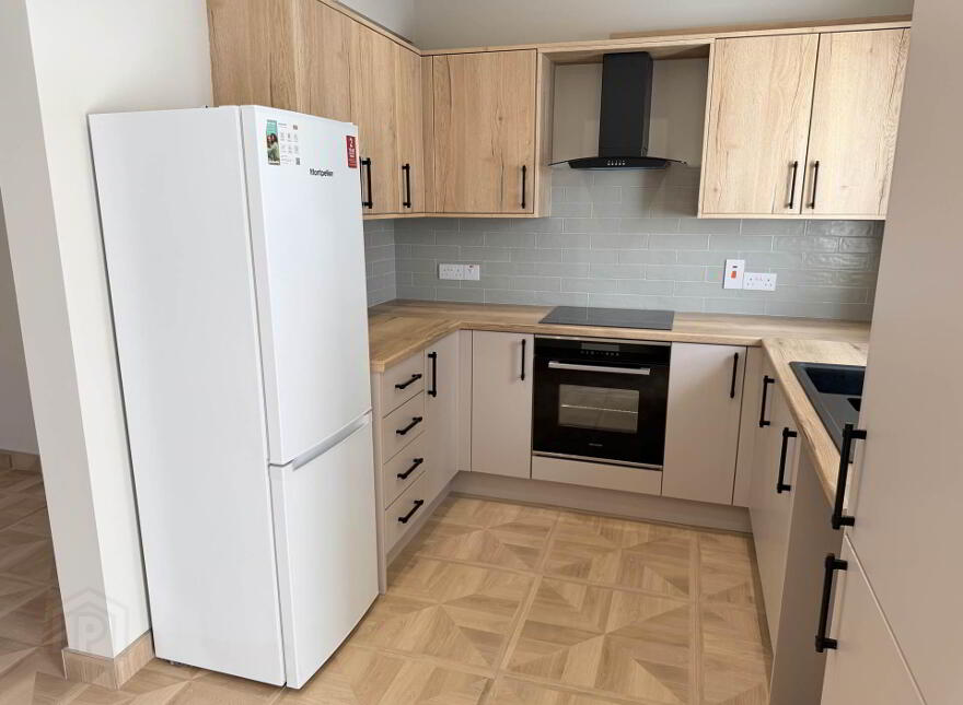 18 Bloomfield Crescent, Belfast, BT5 5AT