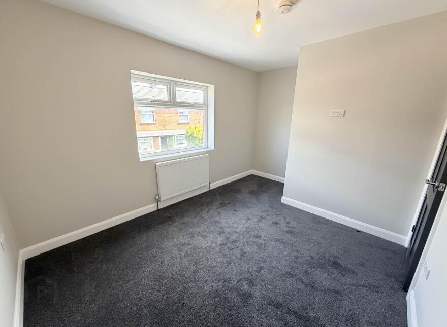 18 Bloomfield Crescent, Belfast, BT5 5AT