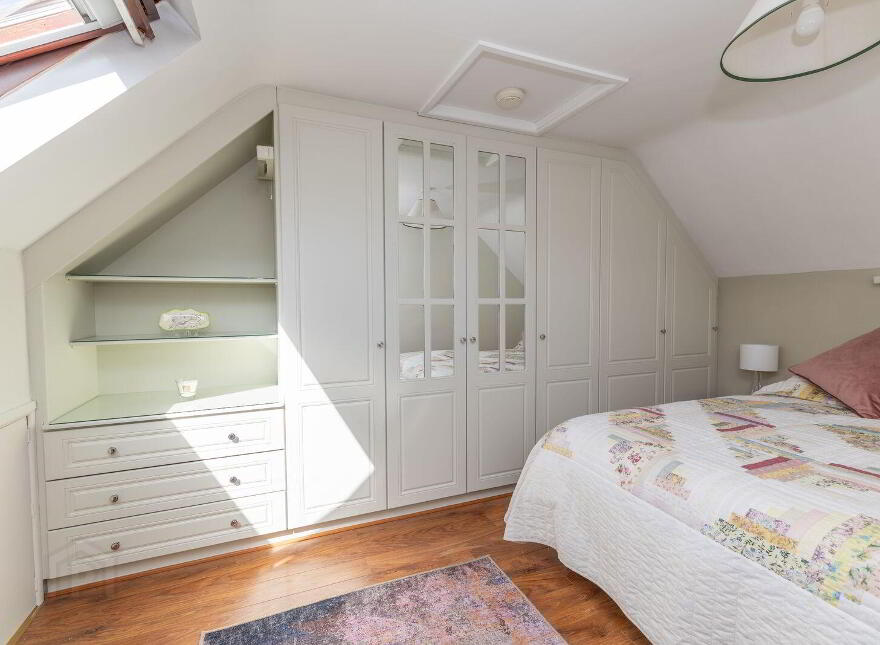 17 Rosswood, Rostrevor, BT34 3DZ