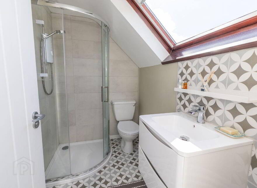 17 Rosswood, Rostrevor, BT34 3DZ