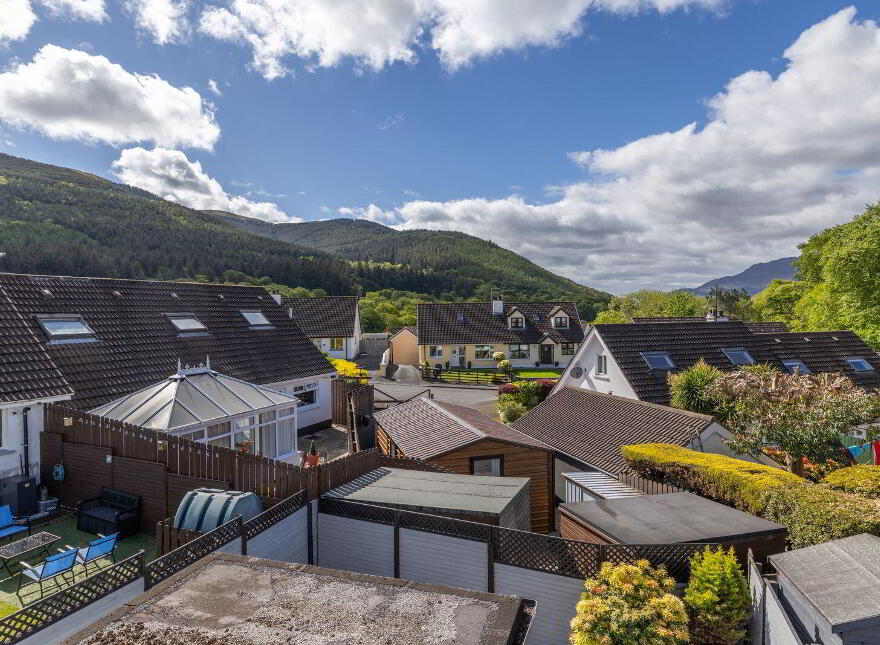 17 Rosswood, Rostrevor, BT34 3DZ