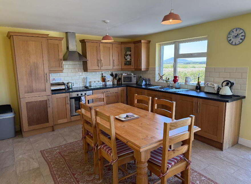 Ballynavenooragh, Ballydavid, V92T97P