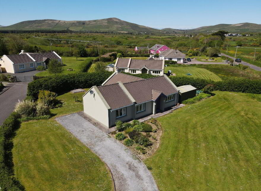 4 Milltown Houses, Dingle, V92F958