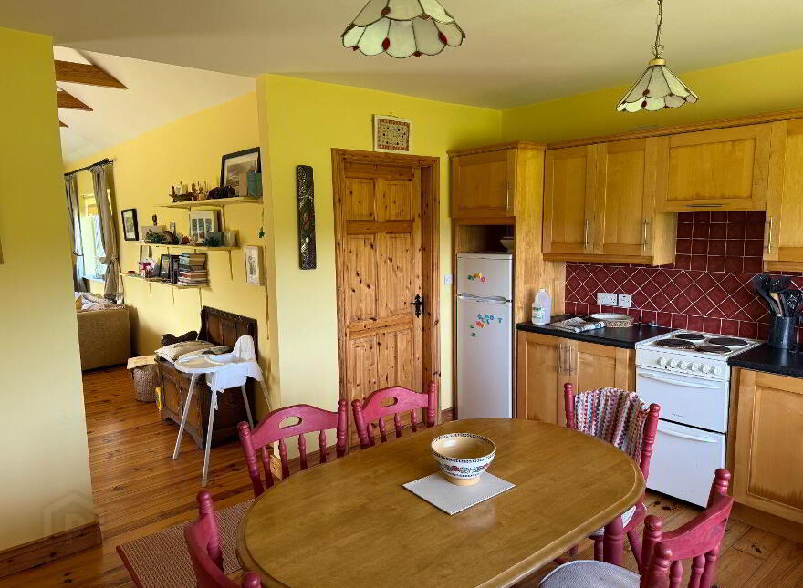 4 Milltown Houses, Dingle, V92F958