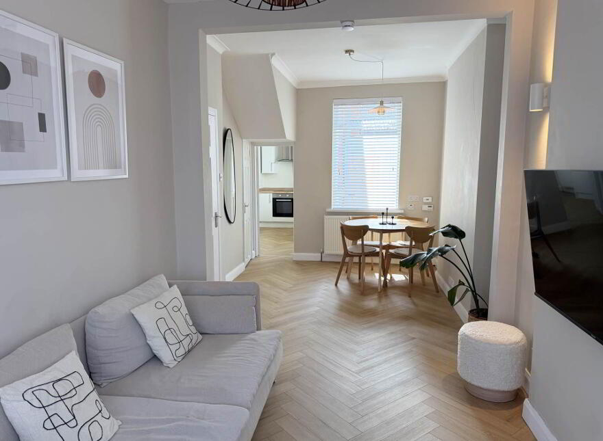 64 Oberon Street, Belfast, BT6 8NZ