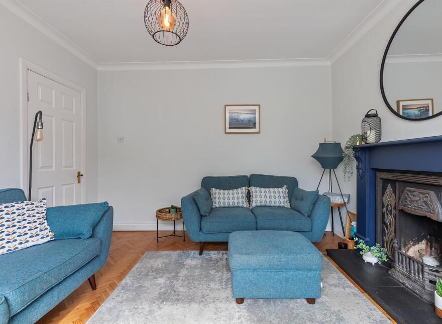 53 Gilnahirk Park, Belfast, BT5 7DY