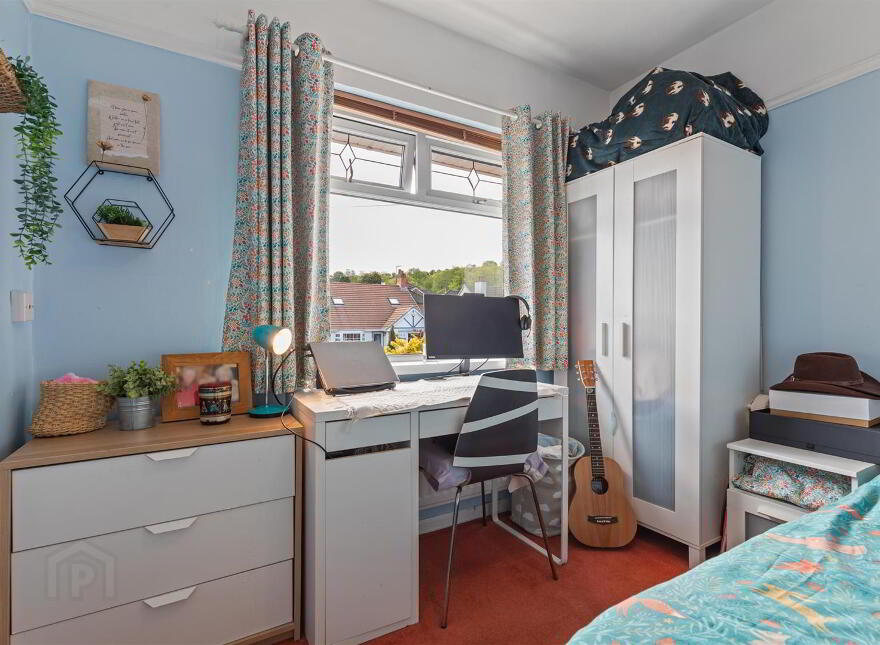 53 Gilnahirk Park, Belfast, BT5 7DY