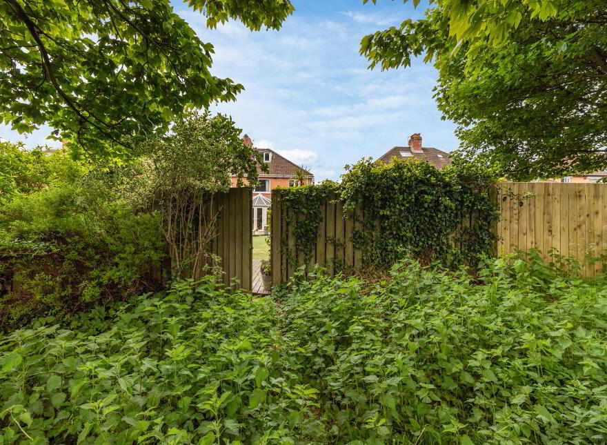 53 Gilnahirk Park, Belfast, BT5 7DY