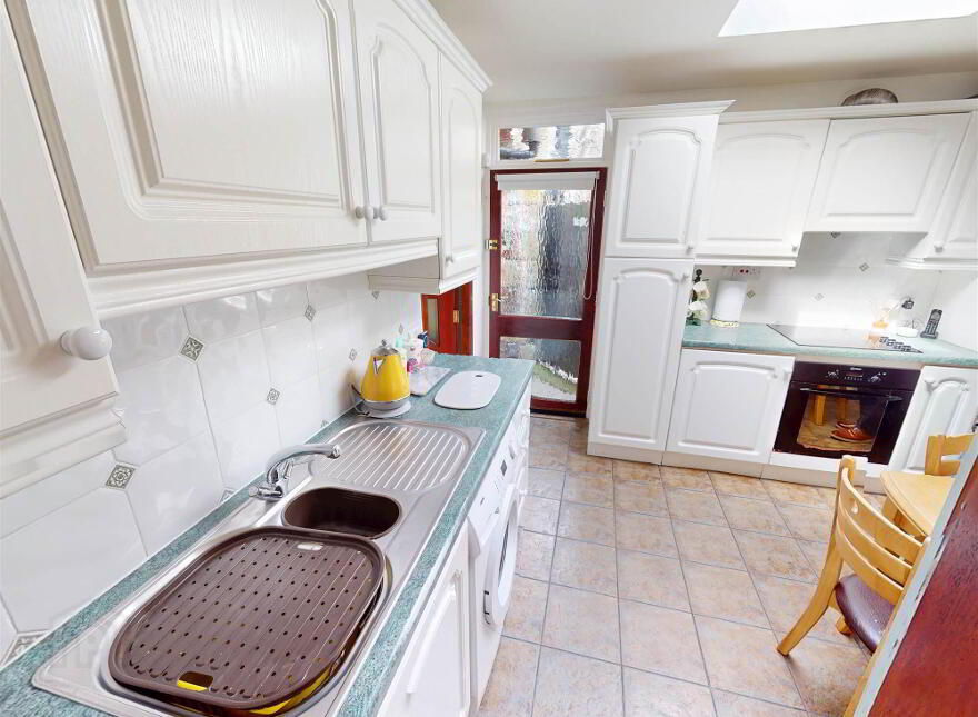 6 Arthur Street, Hillsborough, BT26 6AP
