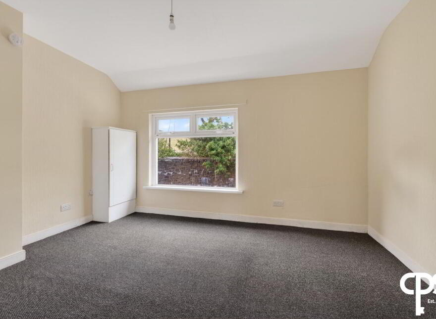 59 Fort Street, Belfast, BT12 7BH