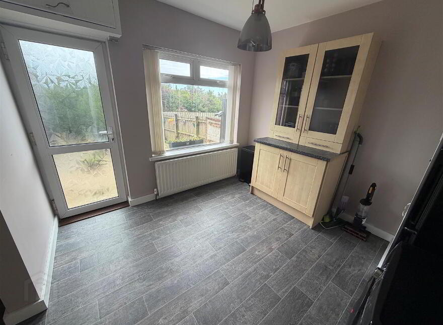 30 Silverstream Crescent, Bangor, BT20 3NE