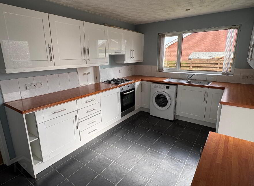 3 Windslow Green, Carrickfergus, BT38 9BA