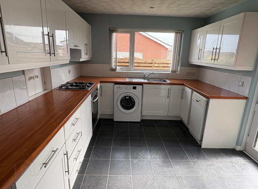 3 Windslow Green, Carrickfergus, BT38 9BA