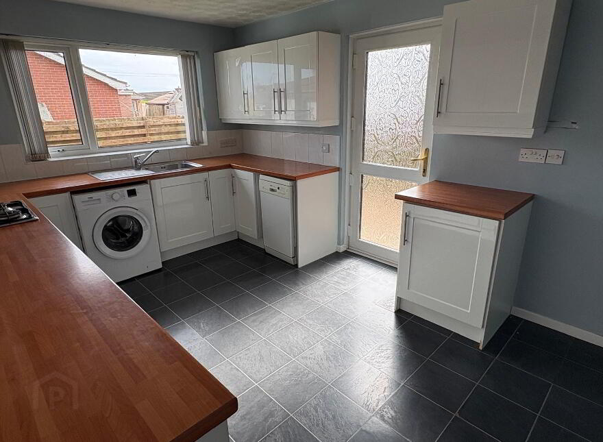 3 Windslow Green, Carrickfergus, BT38 9BA