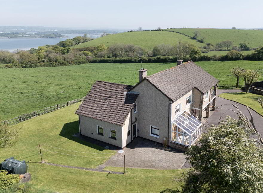 Woodview, Meadowlands, Rochestown, T12D8PE