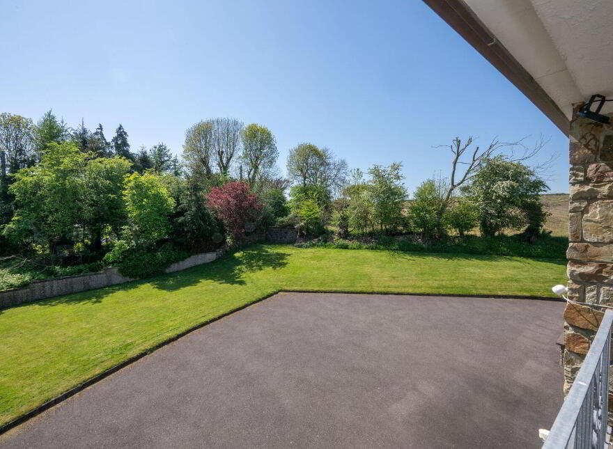 Woodview, Meadowlands, Rochestown, T12D8PE