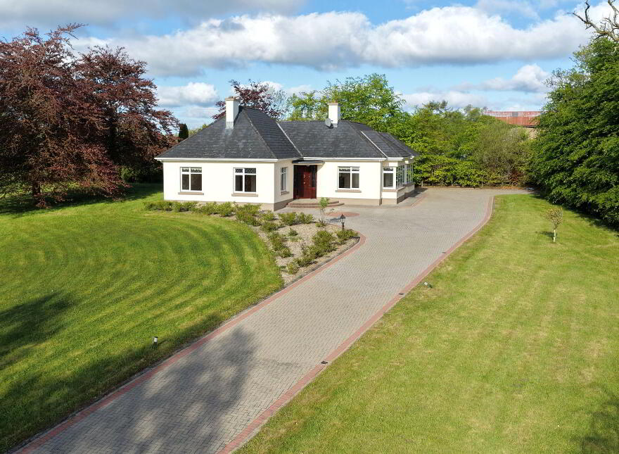 Lurga, Leitrim Village, Carrick On Shannon, N41RW60