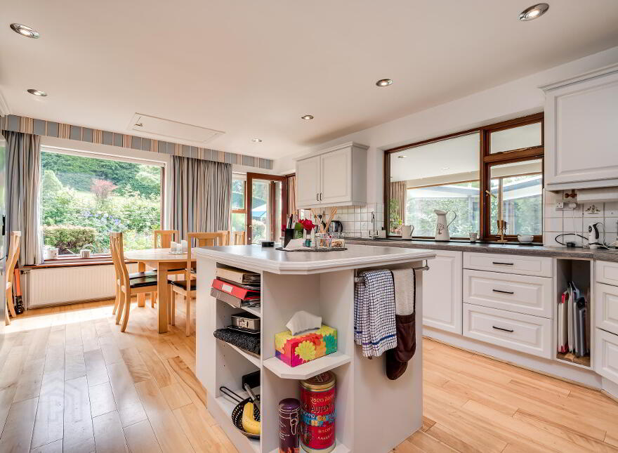 10 Mill Road, Lisburn, BT27 5TT