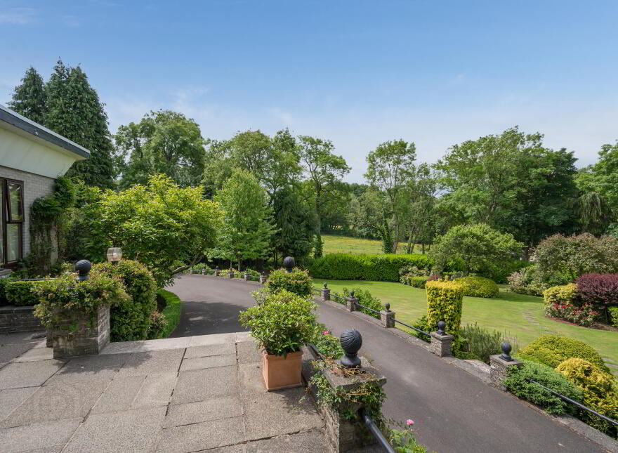 10 Mill Road, Lisburn, BT27 5TT