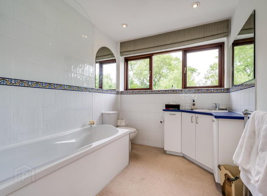 10 Mill Road, Lisburn, BT27 5TT