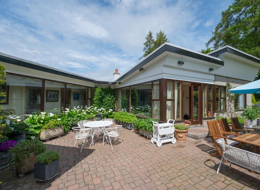 10 Mill Road, Lisburn, BT27 5TT