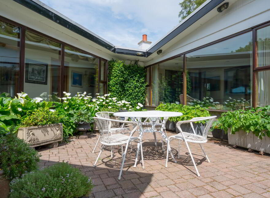10 Mill Road, Lisburn, BT27 5TT