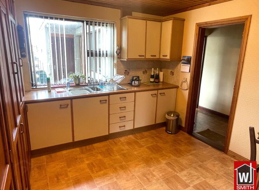 2 Breezemount Park, Castlederg, BT81 7HP