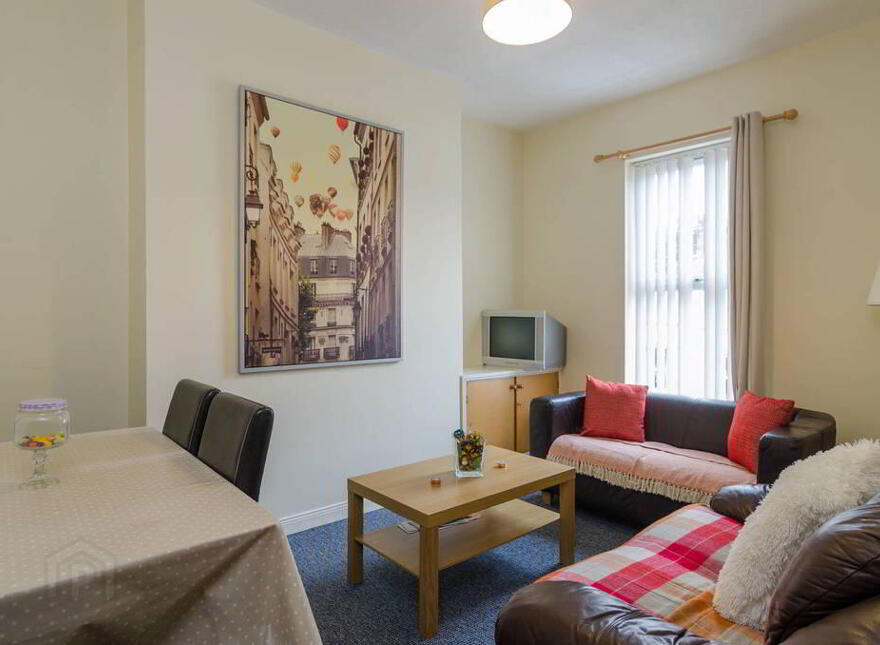 Flat 3, 30 Cromwell Road, Belfast, BT7 1JW