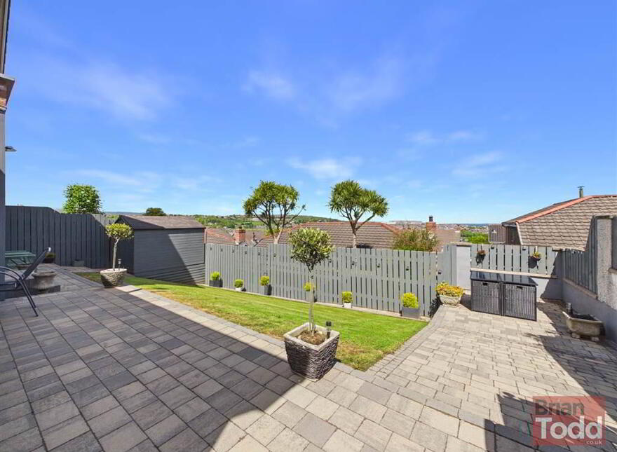 Inver Heights, Larne, BT40 3AR