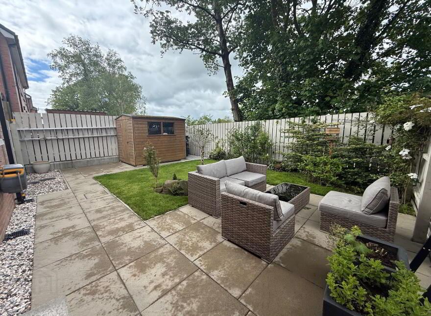 28 Baileys Gate, Ballymena, BT42 3FH