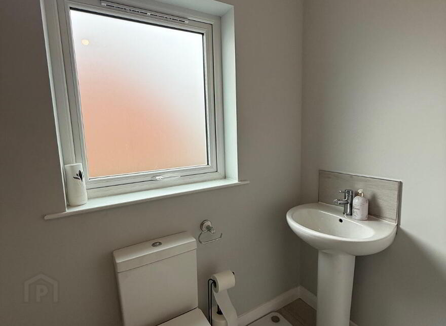 28 Baileys Gate, Ballymena, BT42 3FH