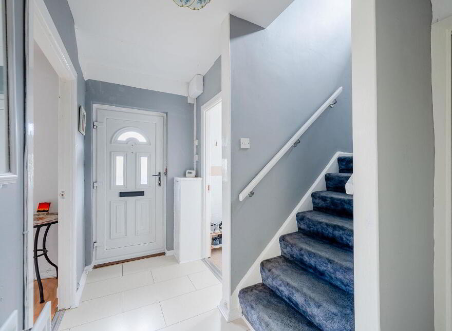 24 Wood End, Holywood, BT18 9PN