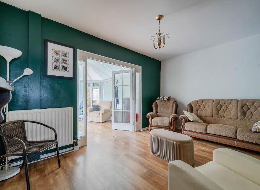 24 Wood End, Holywood, BT18 9PN