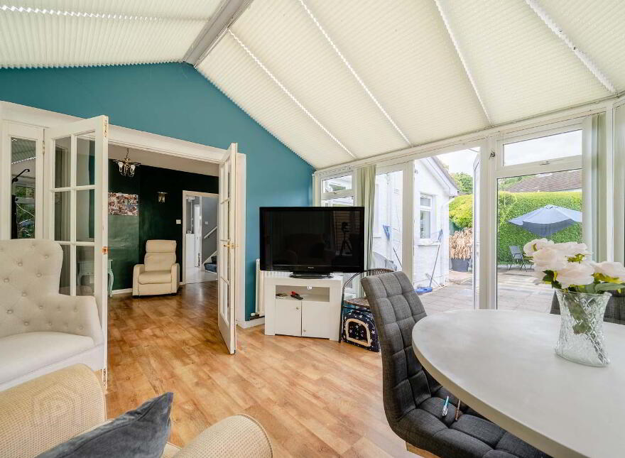 24 Wood End, Holywood, BT18 9PN