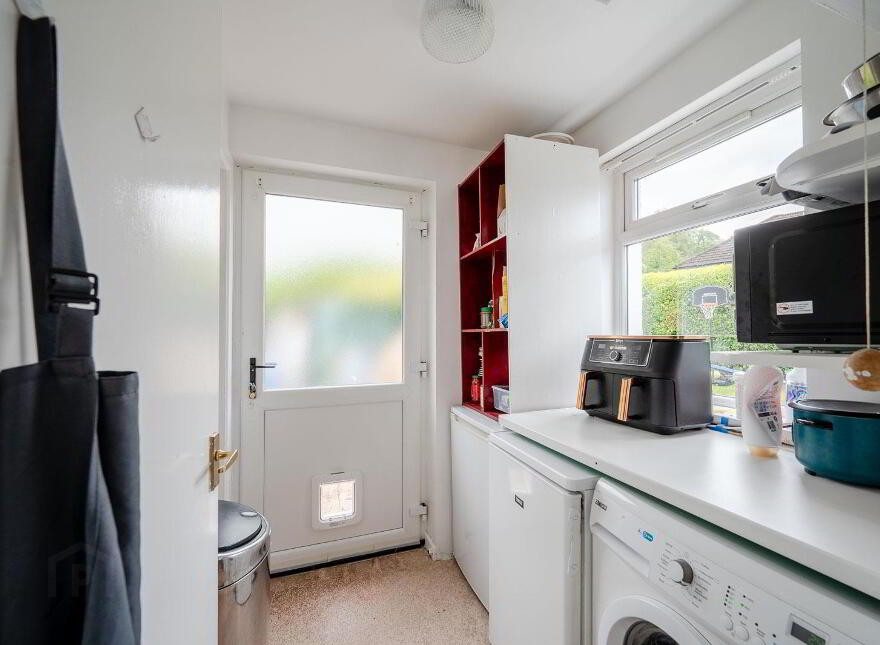 24 Wood End, Holywood, BT18 9PN