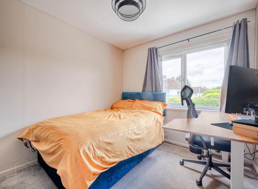 24 Wood End, Holywood, BT18 9PN