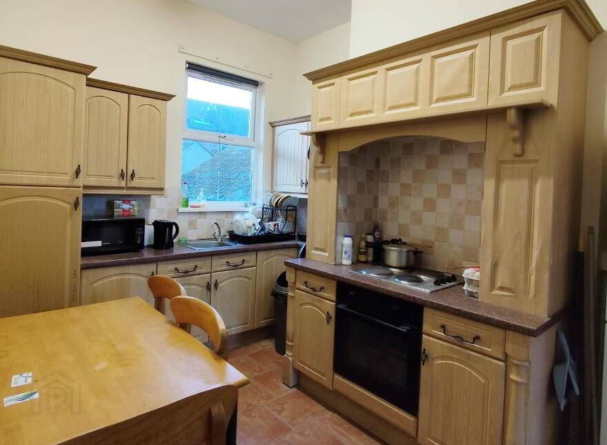 One Double Bedroom Available, 5 Magdala Street, Belfast, BT7 1PU