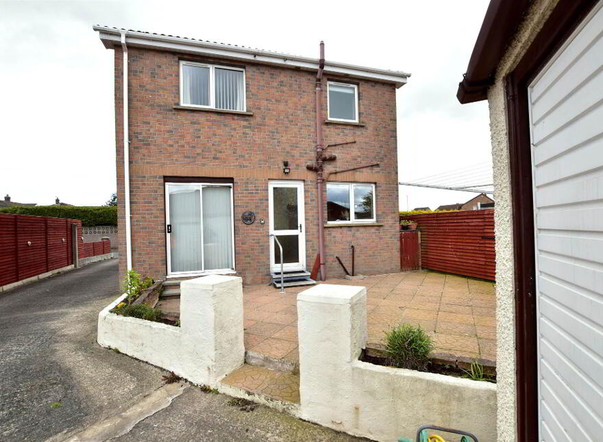 2 Regency Park, Newtownards, BT23 8ZG