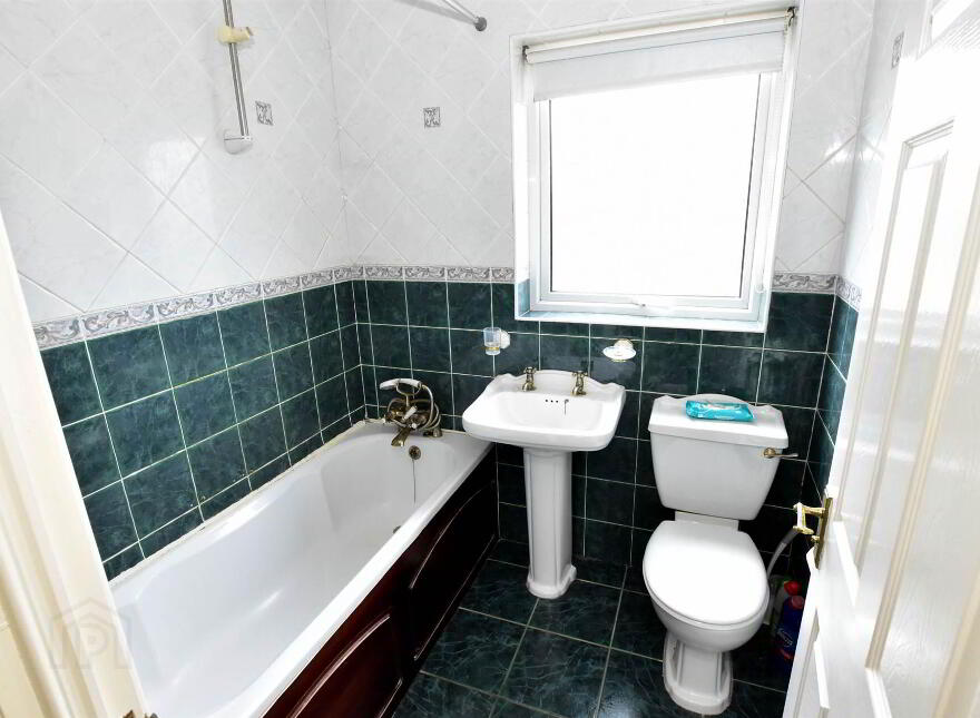 2 Regency Park, Newtownards, BT23 8ZG