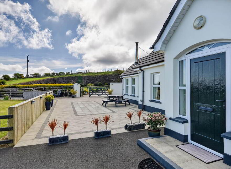 28 Moycraig Road, Dunseverick, Bushmills, BT57 8TB