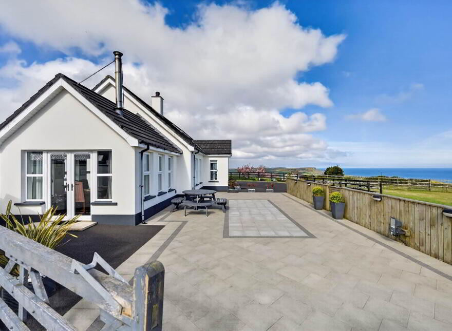 28 Moycraig Road, Dunseverick, Bushmills, BT57 8TB
