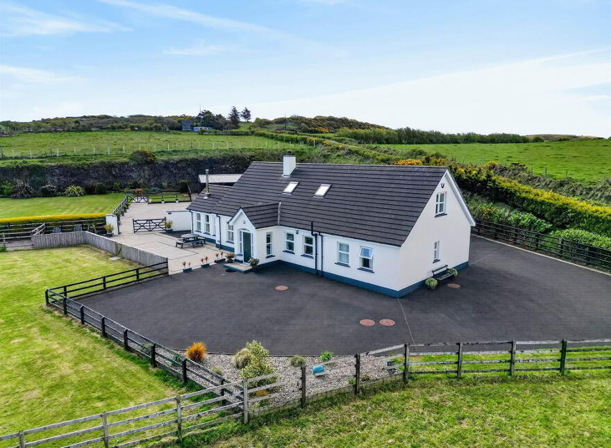 28 Moycraig Road, Dunseverick, Bushmills, BT57 8TB