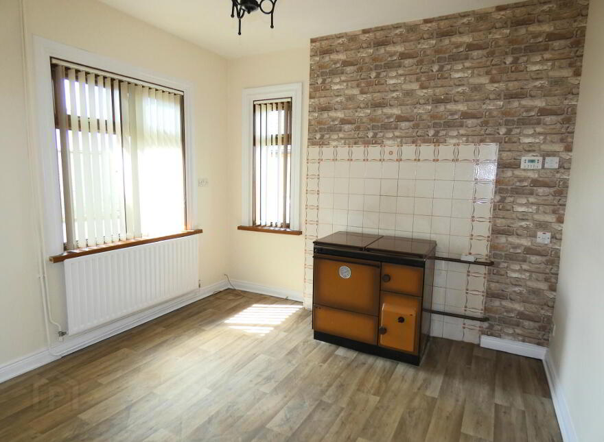43 Finvoy Road, Ballymoney, BT53 7JE
